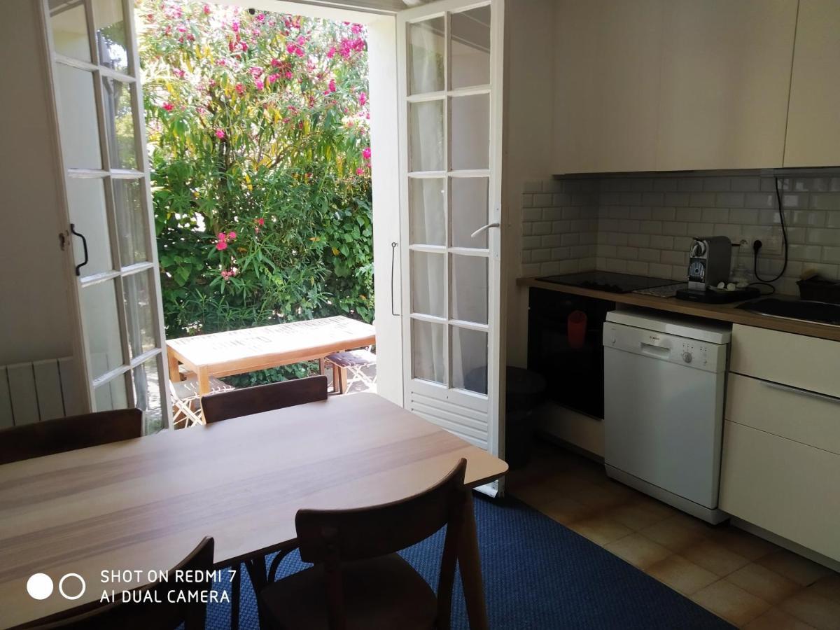 Les Lauriers Roses Apartment *